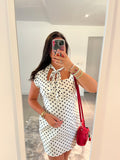 Robe à pois courte