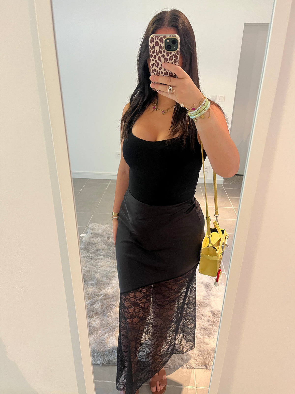Jupe asymétrique, noir