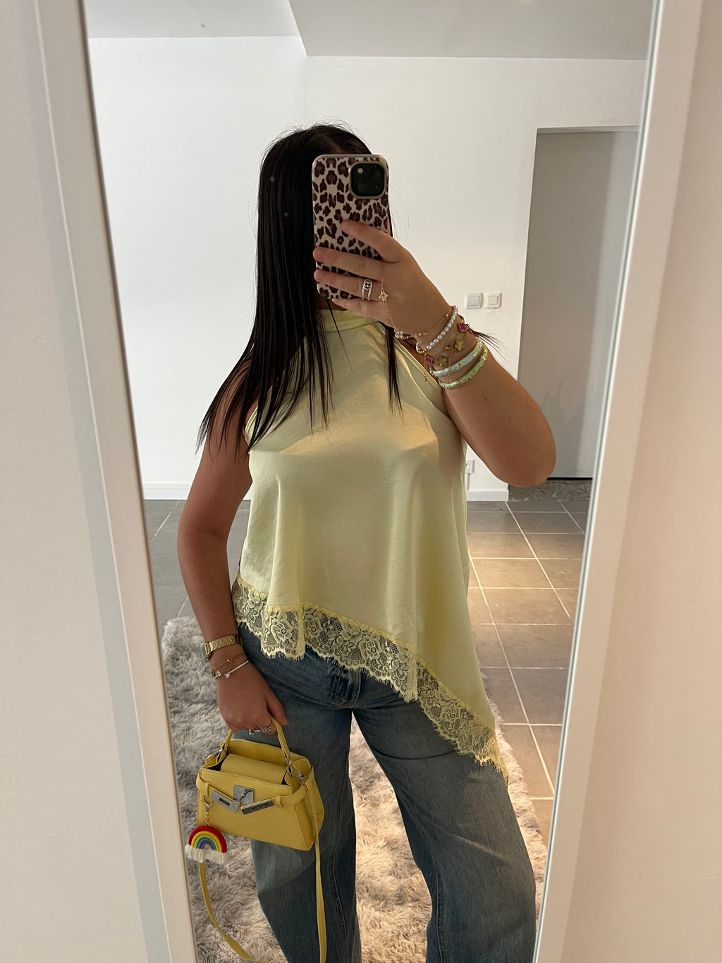 Haut asymétrique dentelle jaune