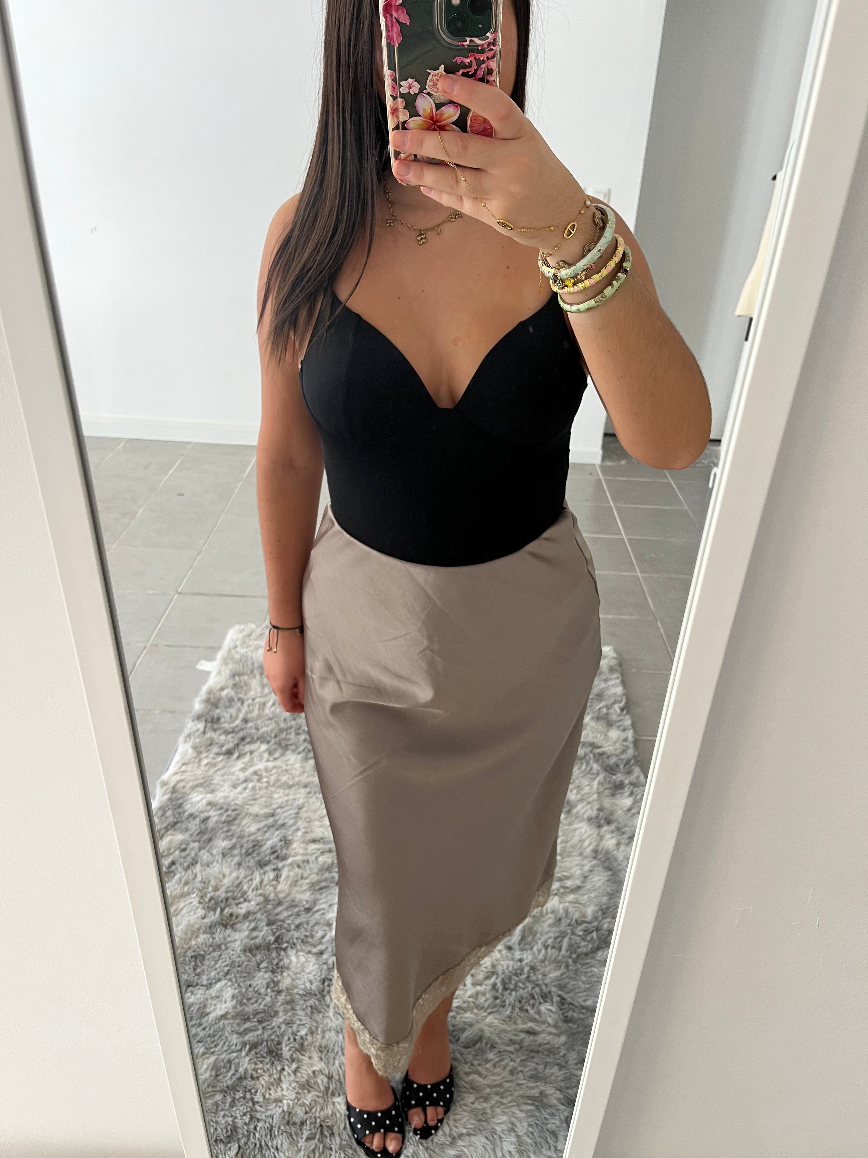 Jupe satiné taupe