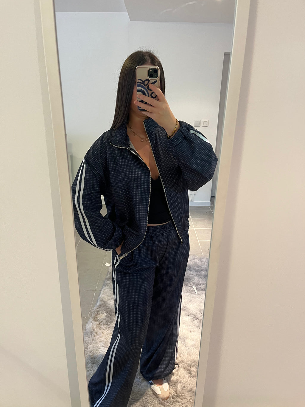 Ensemble à carreaux